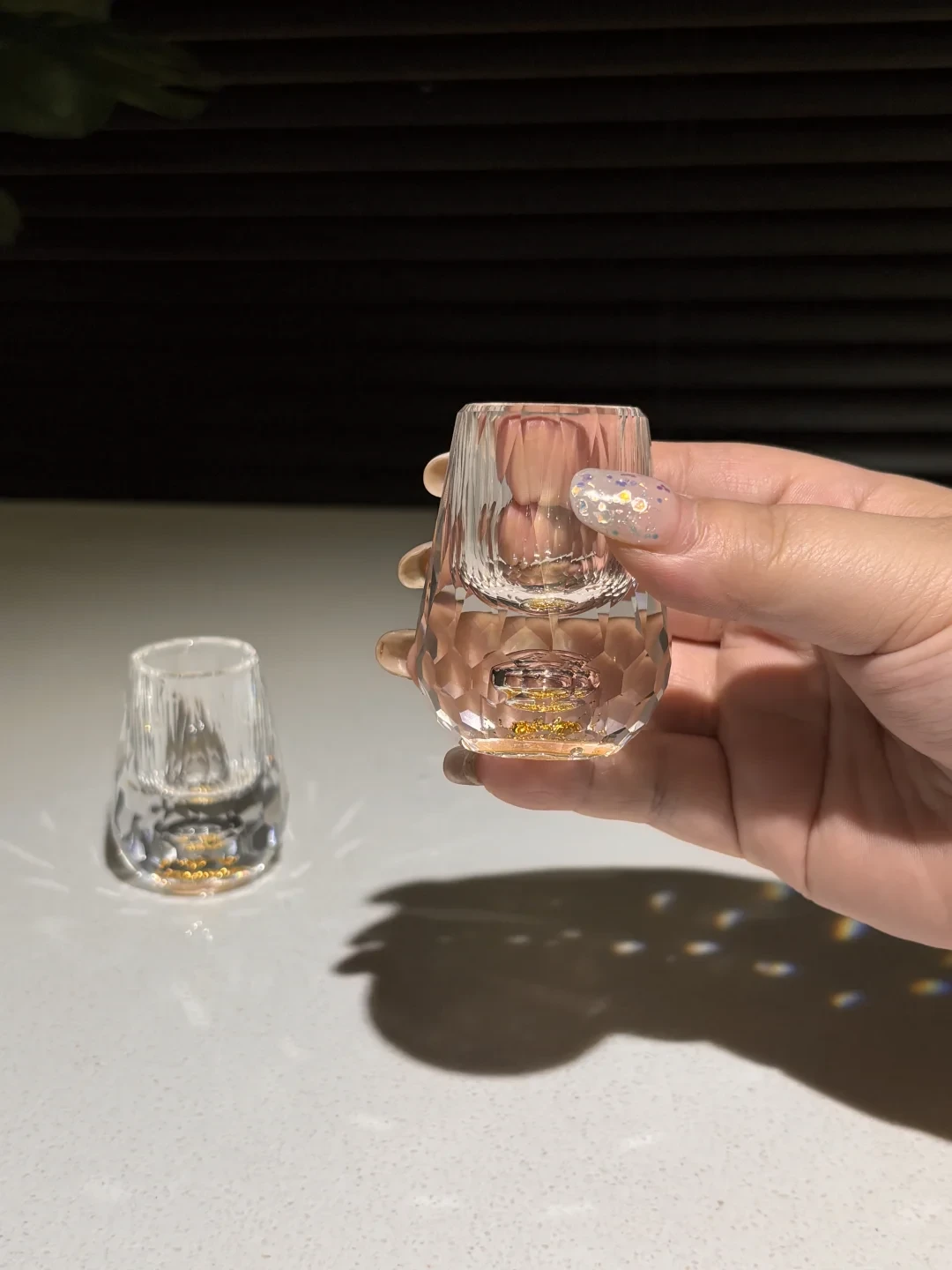 「白酒醒酒」的智商税之争,前提就错了一半:浓香党只要记住三个数字——0、5、20