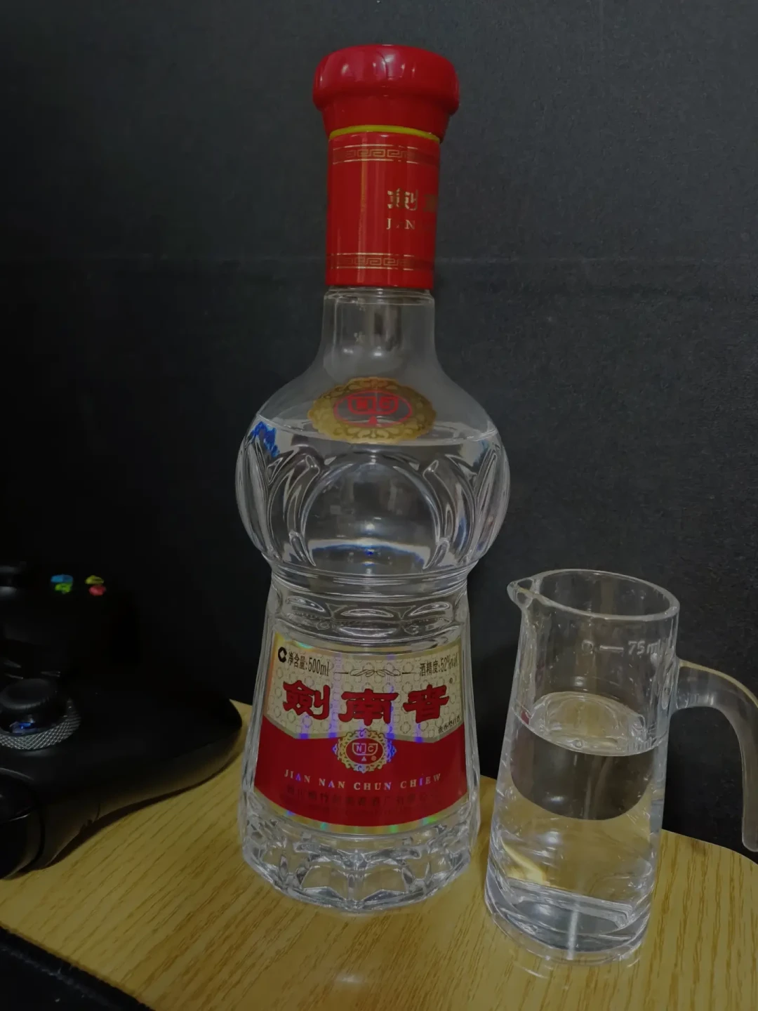 「白酒醒酒」的智商税之争,前提就错了一半:浓香党只要记住三个数字——0、5、20
