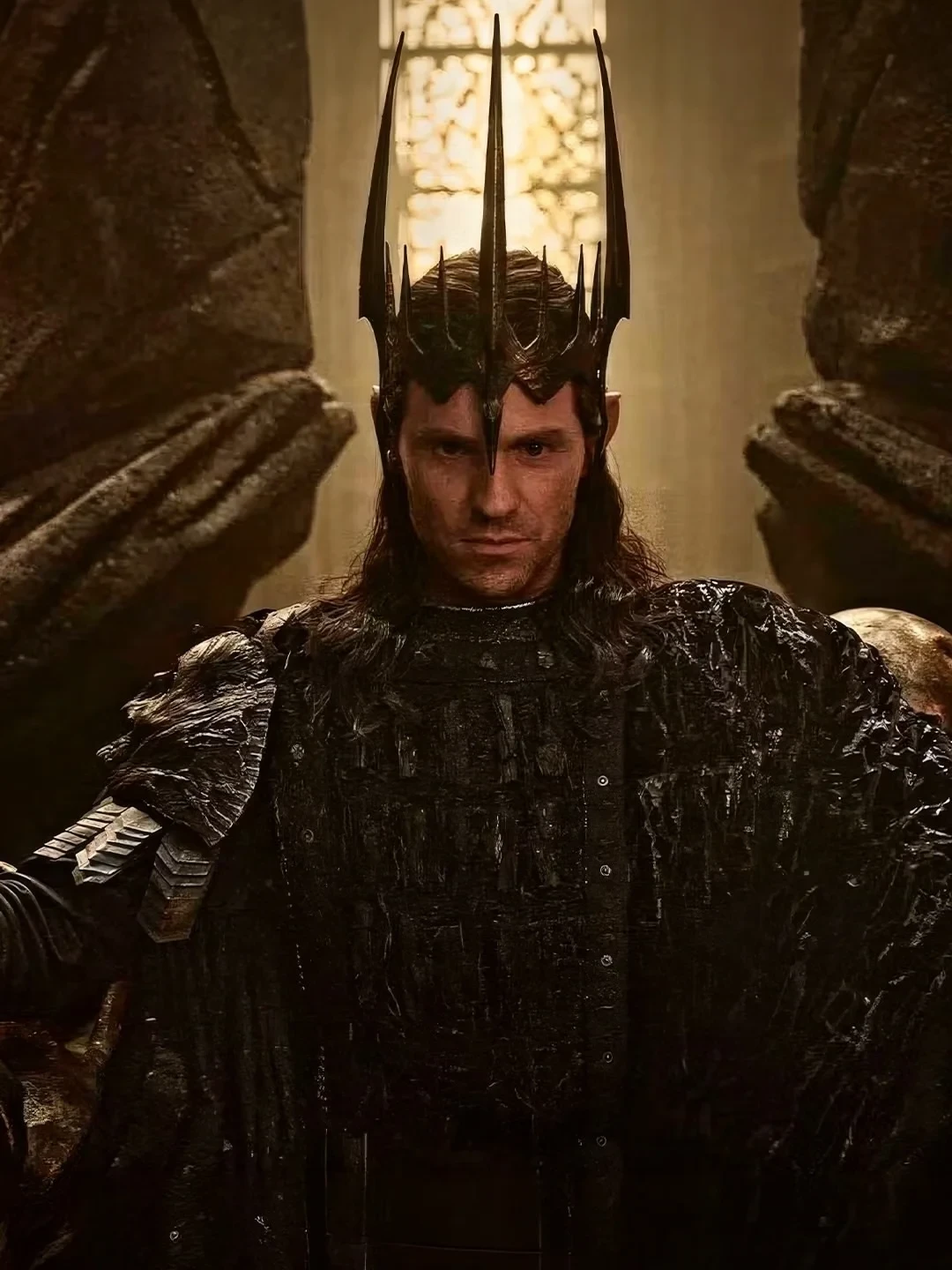 新《指环王》电影的原著底子,其实只有附录里的几行字:「猎捕咕噜」新闻全时间线,帮你看懂该不该期待