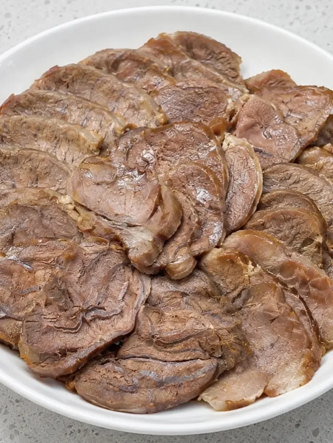 女生吃纯肉,最怕的不是被骂,是被评论区
