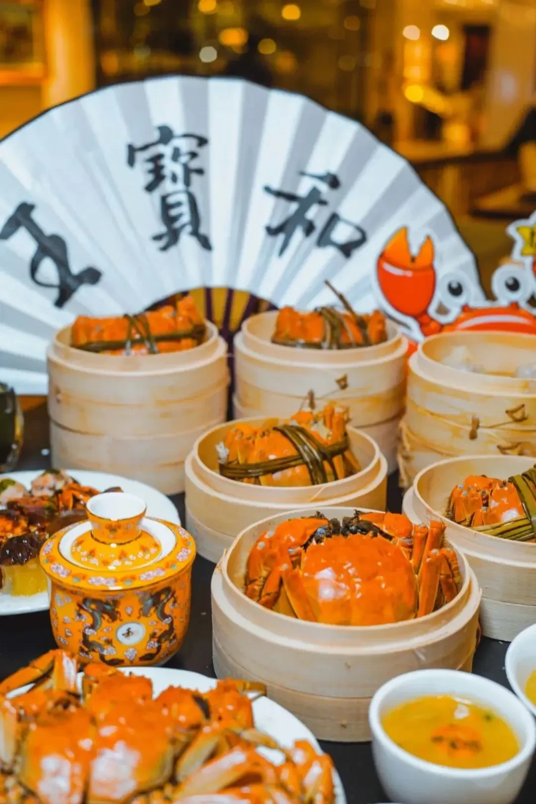 “酒店涨不动价”和“预订量+40%”同周刷屏:今年13天国庆,高星酒店的衔接期、头3天和最后2天是三套价