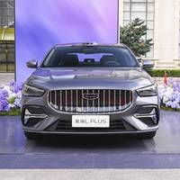 别急着为"最后一年购置税减半"交定金，也别去私信领"最高2万车补"：对完财政部车船税公告、青岛2.5亿月度配额单、微型车销量腰斩报道和13条滚动日期的同款文案——秋天买新能源先算3本账，3类人本周动手，2类人别折腾