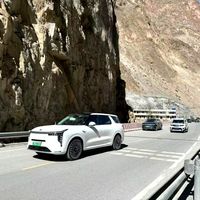 国庆前两周，租车价格一天一个样：对完9月二十多条川藏租车实录，3600→2700和1000→4000是两笔要分开算的账