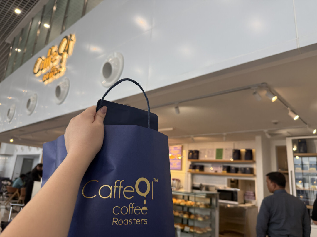 阿拉比卡期货连跌三天创6月下旬新低,埃塞门店却在喊“9月已涨价且买且珍惜”:对完一年期货时间线、山姆瑰夏139→119元评测、成本拆解帖和几十条“不敢买了”的评论,我理清了咖啡角的4个价格真数字、1张每杯实账、1条决定降价会不会来的滞后线,和4类不用囤豆的人
