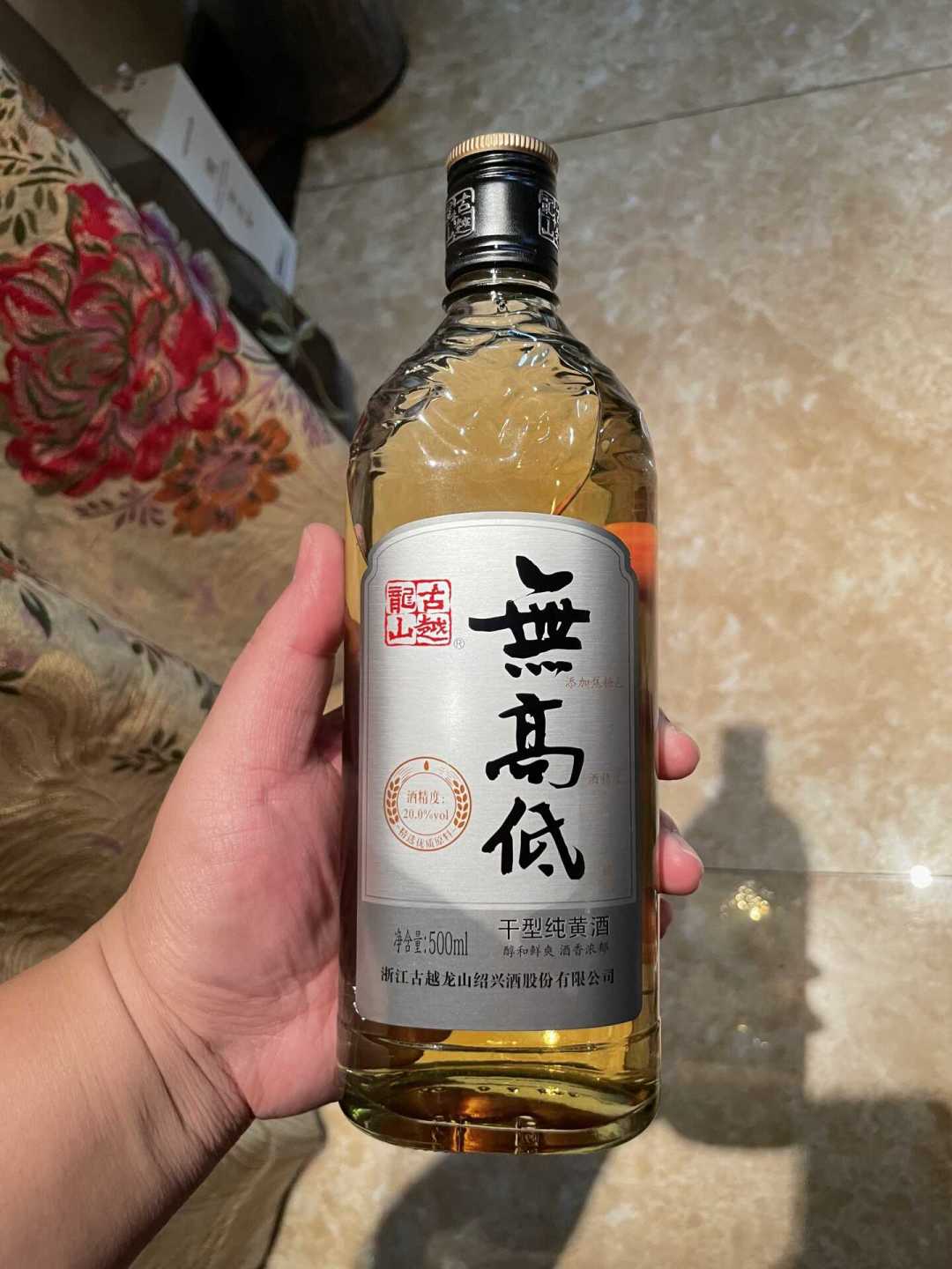 离中秋7天、阳澄湖蟹28号开捕:配蟹的黄酒别乱拿——旁边的料酒是咸的、知乎高赞推荐混着软广、28度的新品口碑两极,功课我替你做好了