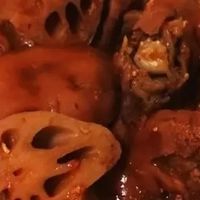 南乳莲藕煲：浓油赤酱里的江南家常滋味