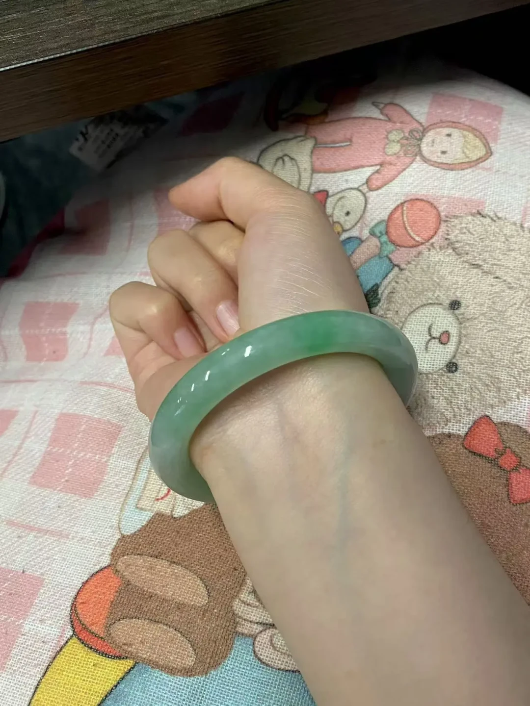 999元云南团被总台曝光:爸妈带回的翡翠镯子先别争