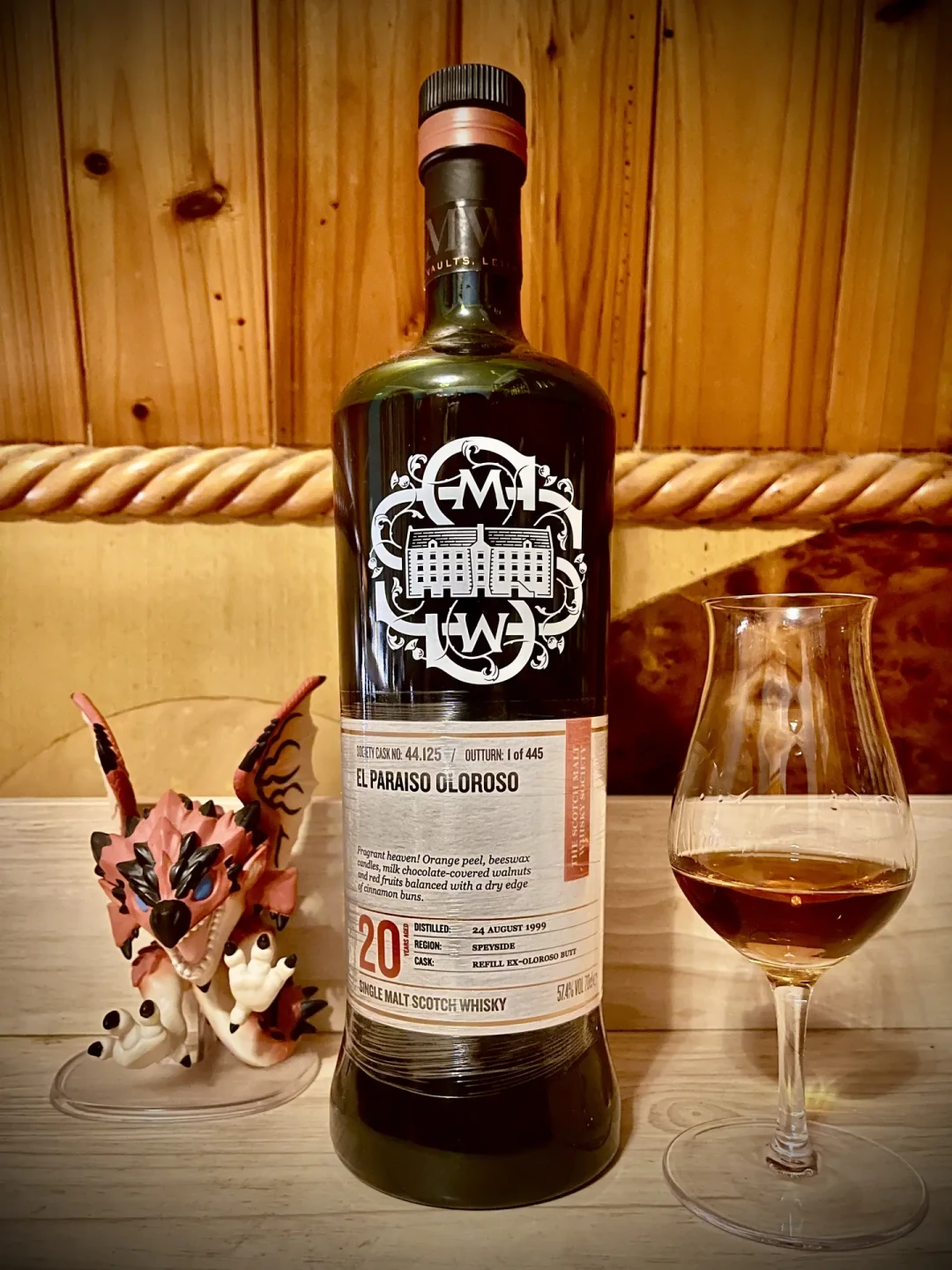 不印酒厂名的威士忌，突然扎堆进入中国：SMWS 的编号、溢价和入会账