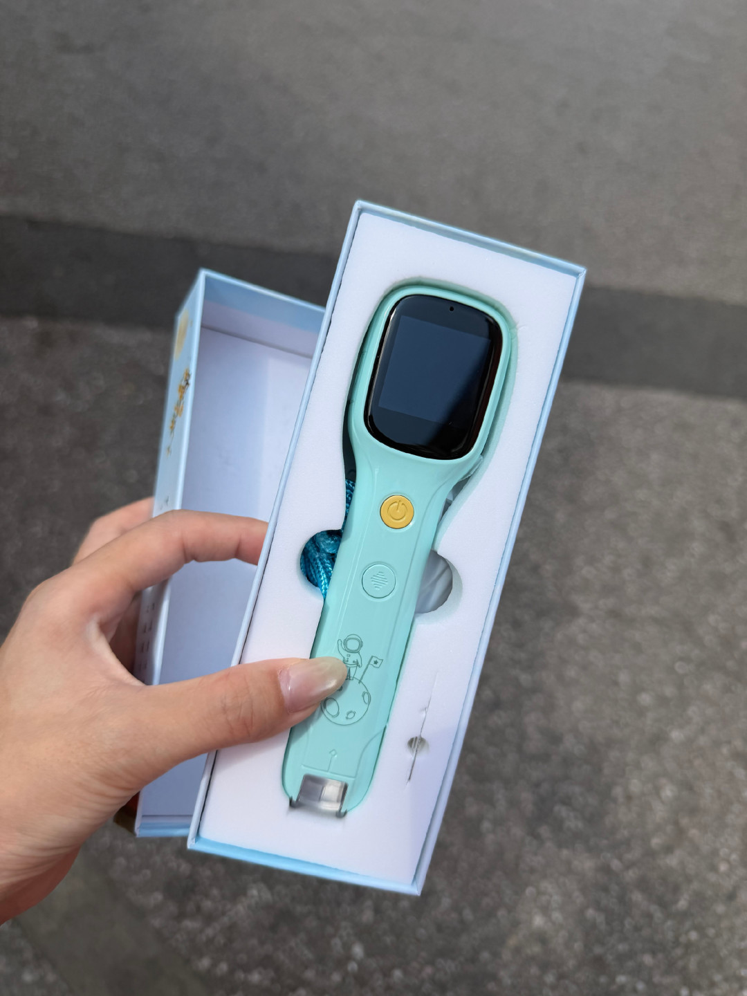 买点读笔之前没人告诉我词典笔的事：我把近三个月的晒单帖翻了一遍，这两支笔其实是两棒接力