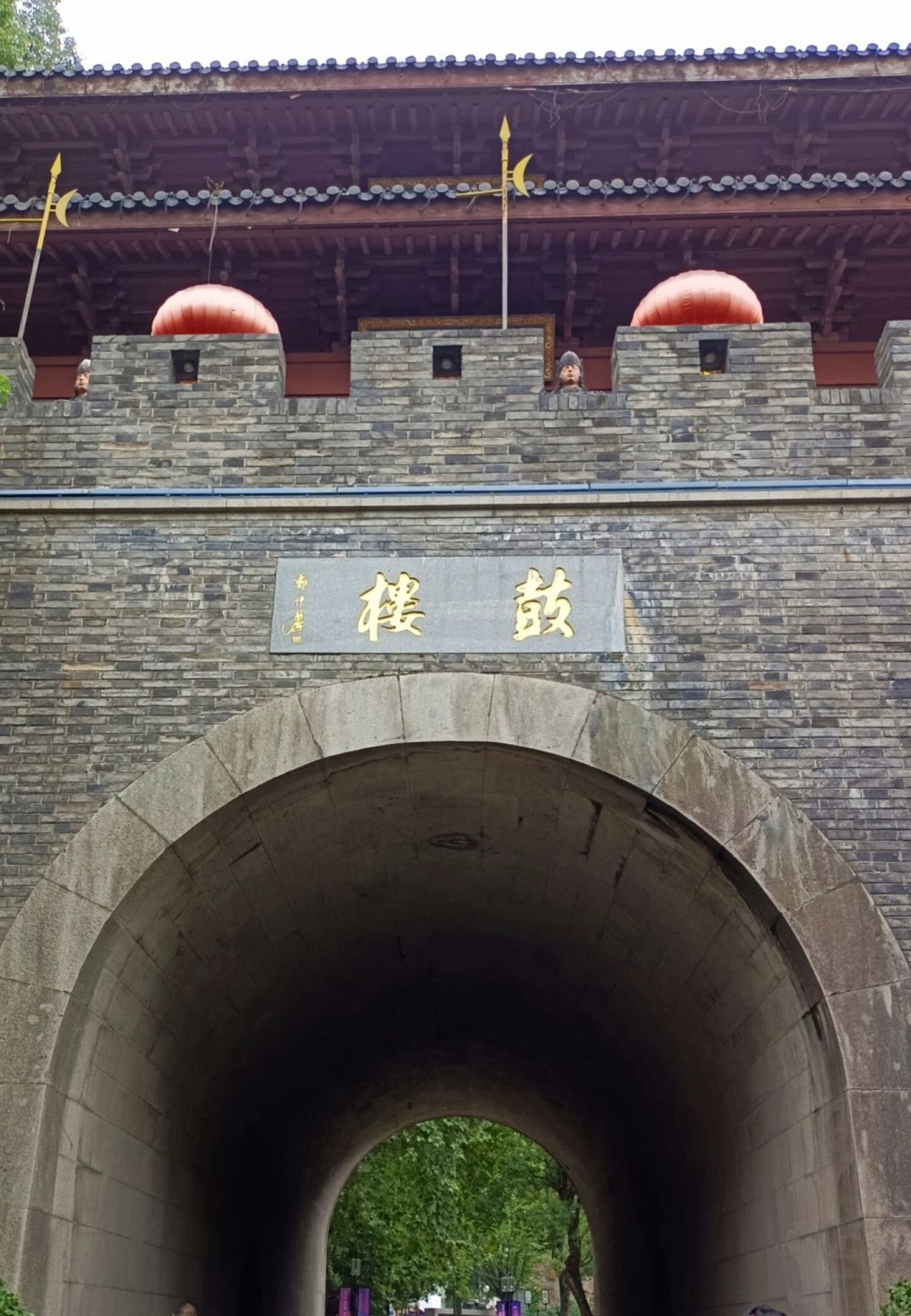 「极限挑战」重拍热搜烧了两周,我把全网消息核了一遍:平台一个字没提,真正实锤的反而是私下重聚