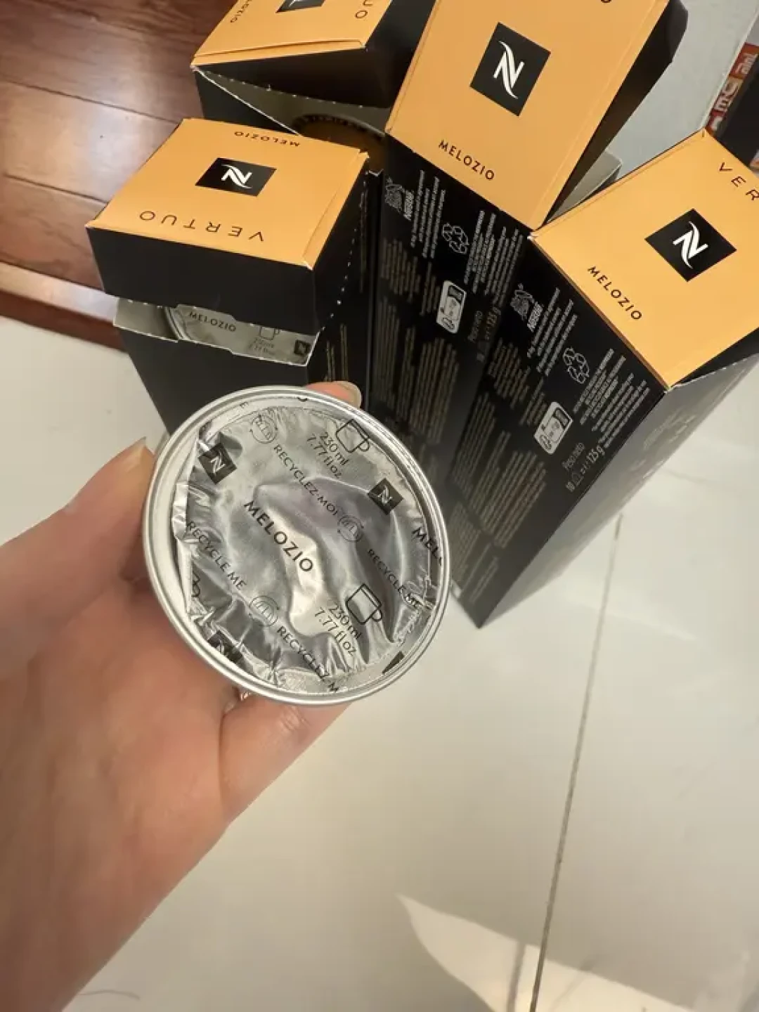 胶囊过期了喝不喝?对完全网上百条亲测评论和黄曲霉试纸自测帖,真正分水岭根本不是日期