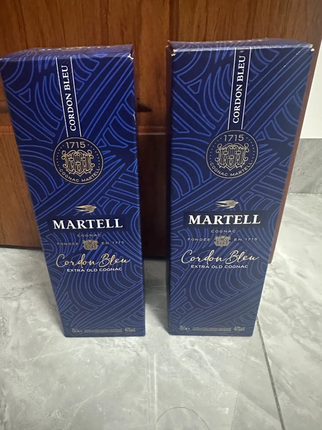离中秋还有7天：同一瓶马爹利蓝带，475到1298都有人卖，你的钱花在哪一层？
