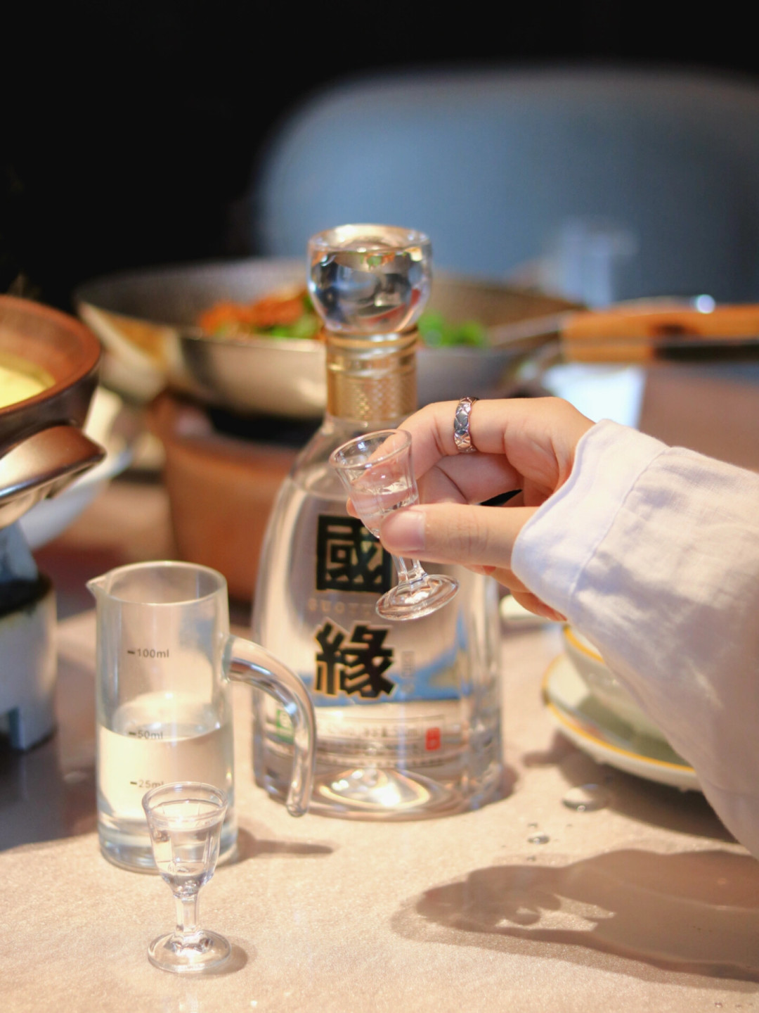 财报坐实江苏“省酒”易主:国缘省内反超洋河12.8亿,双节酒桌上的场景别搞反