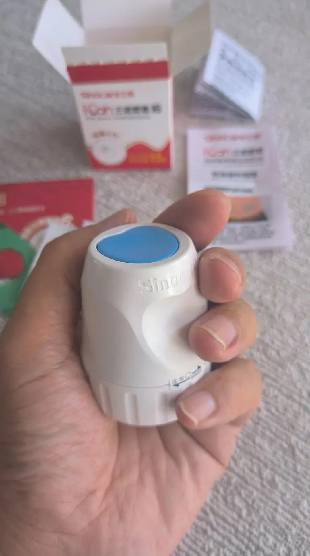 雅培刚拿下“辅助决策”认证,三诺年卡用户要不要换?先算清这三笔账