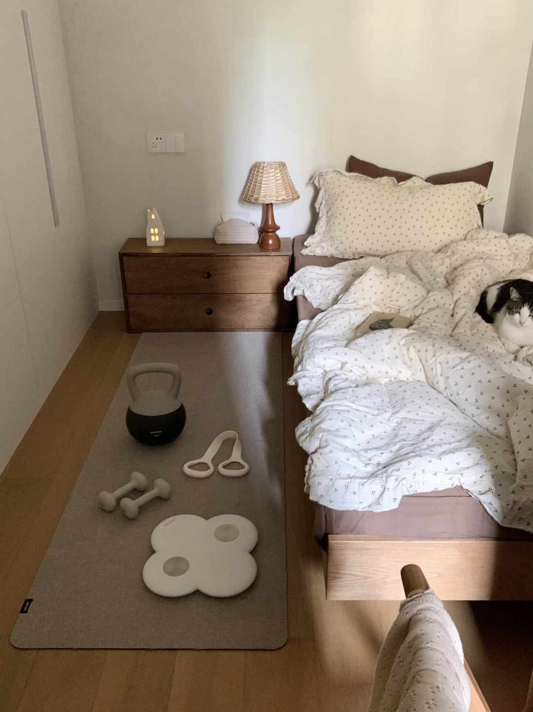 点赞29万收藏38万:越火的瑜伽跟练越容易吃灰,这个秋天先把收藏夹“降级”