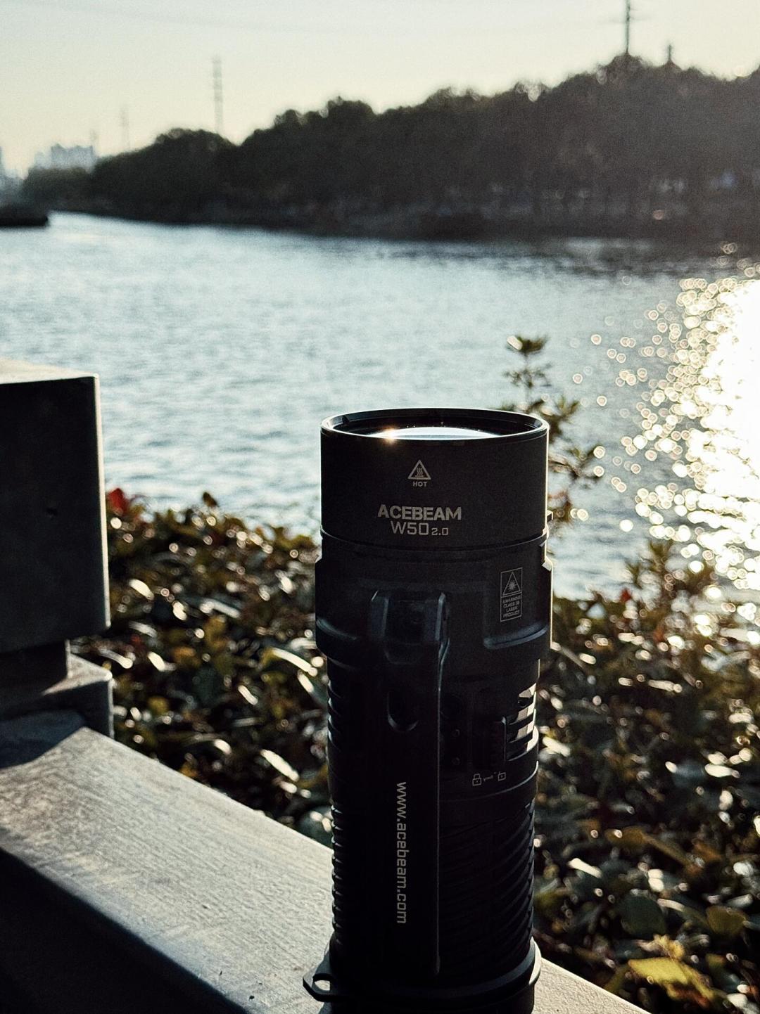 一根光柱打到5公里外要多少钱?ACEBEAM W50 2.0刚被筒友