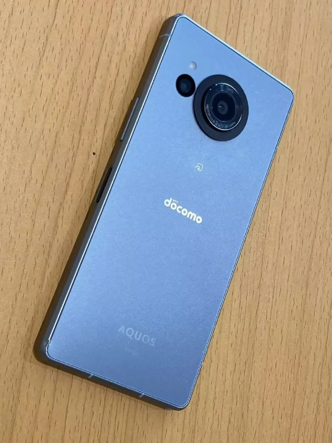 夏普R8正在变成