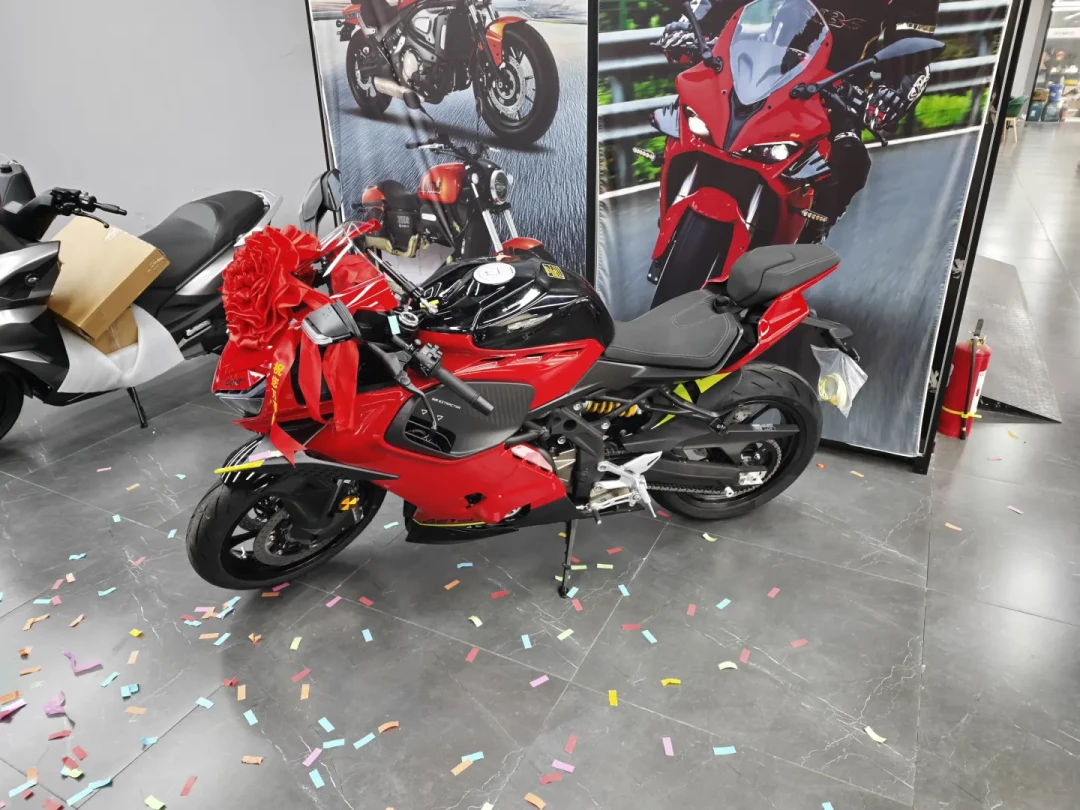 春风电子离合版一来，订了赛421S的人又开始纠结：活力28999、竞技32999，第一批车主的话先听完
