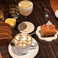 张园弄堂里的LV巨轮下午茶