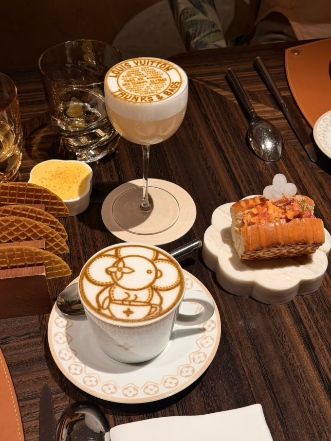 聚会餐饮