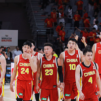 中国男篮亚运惨败日本二队20分，三分命中率不足三成攻防全面崩盘