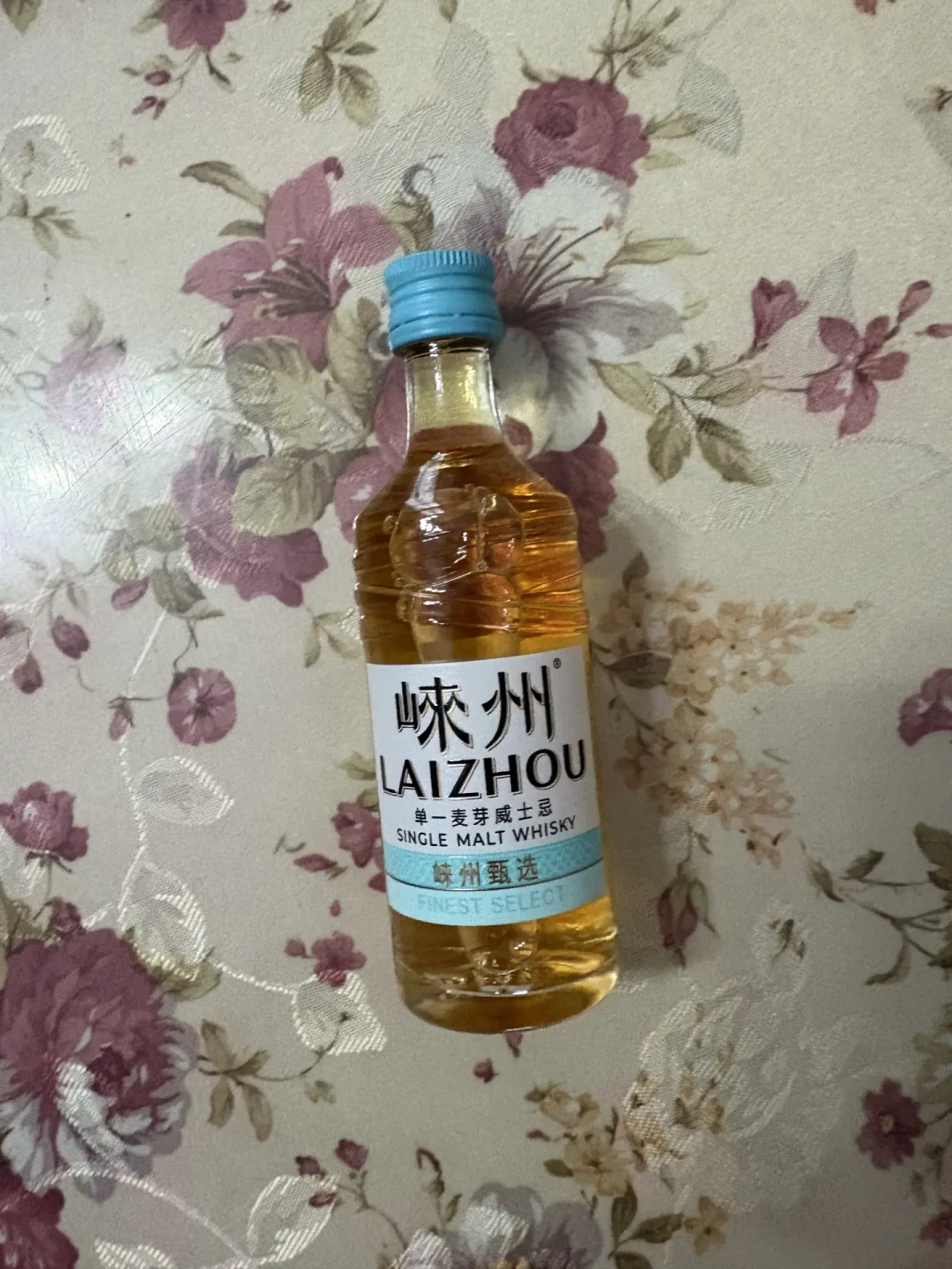 离中秋6天,RIO母公司认真搞起了威士忌:实控人刚增持近1.5亿,崃州甄选200出头被夸「爆杀入门12年」、被骂「无年份韭菜酒」——资本账、年份账、价格账、口碑账、投放账我摆齐了