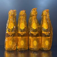 下班后的快乐，是一杯香槟给的