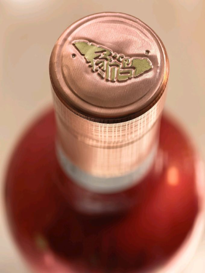 西鸽酒庄红葡萄酒