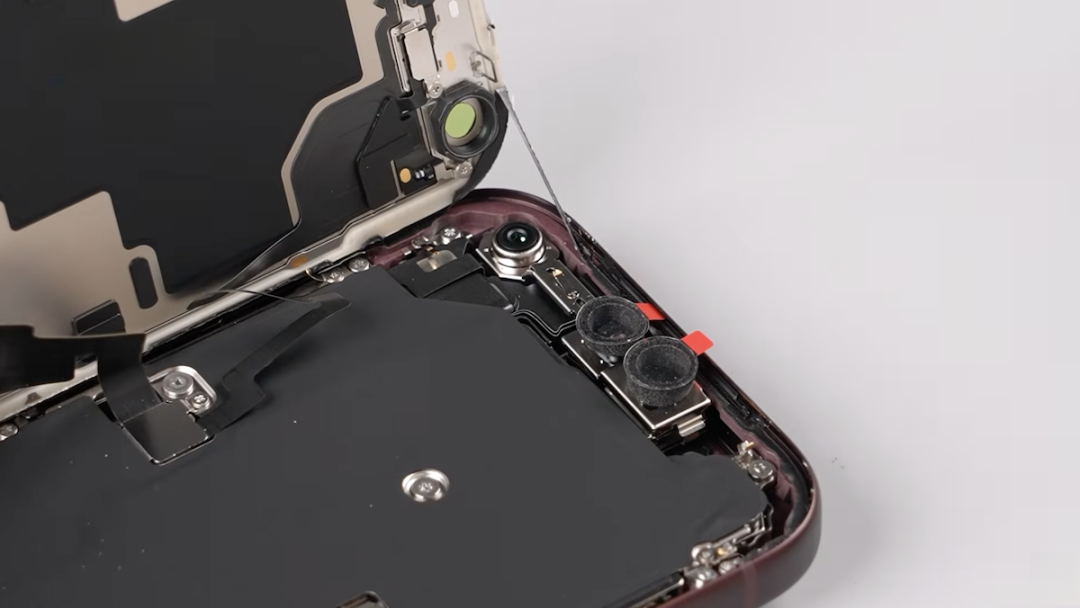 iPhone 18已到手,先别照抄「必做设置」:核完全网几十份爆款教程,真值得第一天改的只有这5个、4条「省电绝招」纯属噪音,这份到手第一周分人群玩机清单(含国行3个专属提醒)请收好
