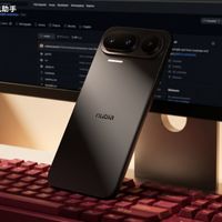 AI这周开始「主动找你」了:Ling刚上架、ColorOS17先推提醒、YOYO跑百步,把生活交出去之前,先算清计费、权限、漏送三笔账