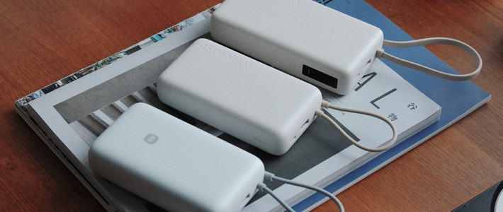 18 Pro 电池只多 68mAh，发售周全在劝你买充电宝？先把「半固态超薄低温」放下：3C 和新国标才是硬门槛——Qi2.2 25W、额定容量、无线还是有线，两条补电路线的账我替你算清了