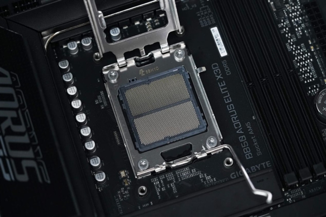 16+2+2相供电 配4路M.2!技嘉B850 AORUS ELITE X3D图赏