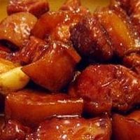 毛氏红烧肉：湘味红亮，岁月滋味