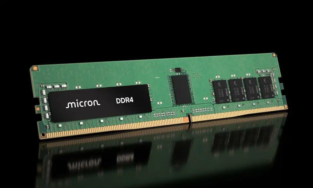 AMD把停产的5800X3D复产卖2599元,Intel爆料新U只吃DDR4:DDR5涨价逼出的老平台大撤退,连避难所都着火了——DDR4合约价17个月涨1370%创十年新高、二手5600水涨船高、DDR3单价反超DDR5,撤退账、避难所账、拐点账三本核完,AM4在手党、刚需装机党、Intel转换党、DDR3极限省钱党、双11观望党分别给结论,附二手配件四条红线和五个盯住信号