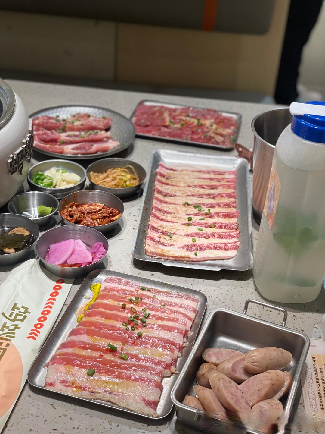 美食真的能治愈内心疲惫吗?它是情绪充电站而非生活解药