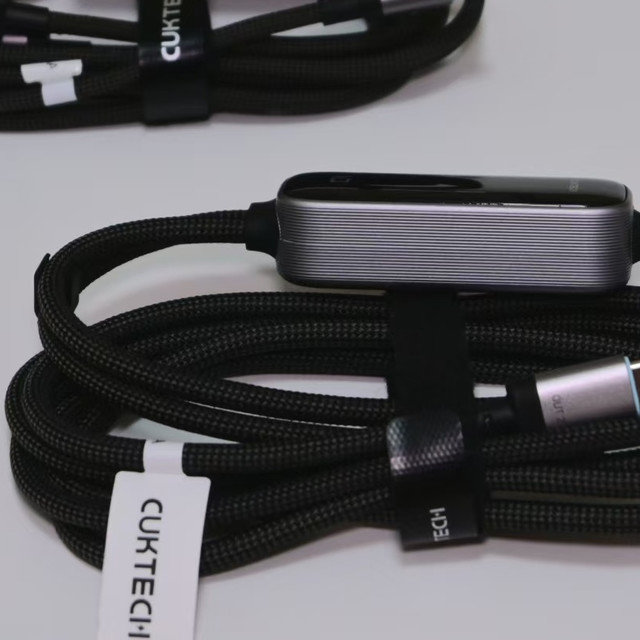 酷态科10号Ultra一分二智能转换线开箱体验