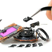 苹果iPhone 18 Pro拆解：可变光圈精密到修无可修