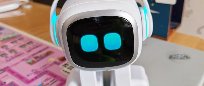 实测EMO桌面机器人：桌搭新宠值不值？