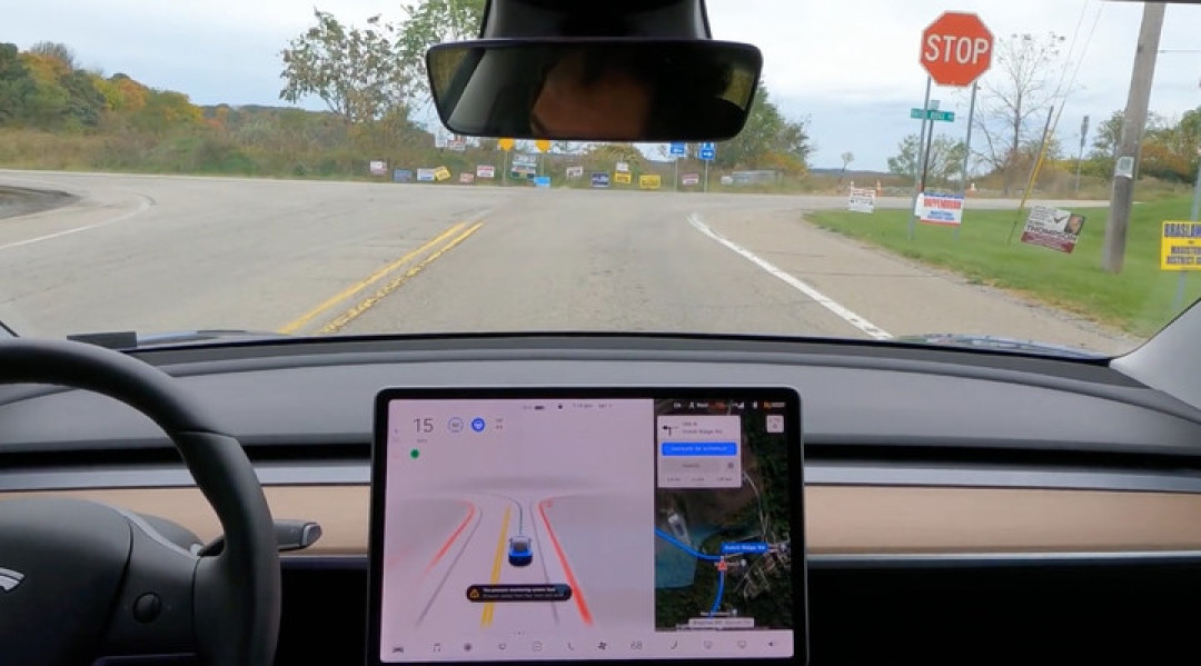 理想智驾被指「不遵守交规」？这真不能全怪它