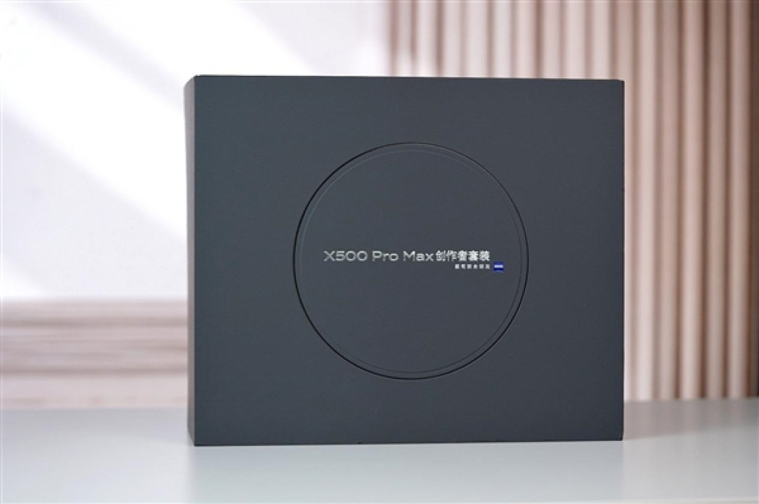 2亿长焦摄影天花板!vivo X500 Pro Max创作者套装图赏