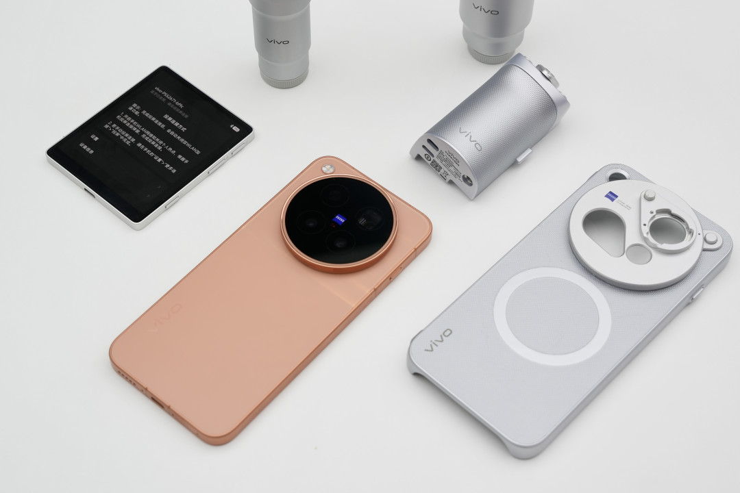 时隔一年再次深度体验 vivo X 系列,vivo X500 Pro Max 还是熟悉的味道吗?