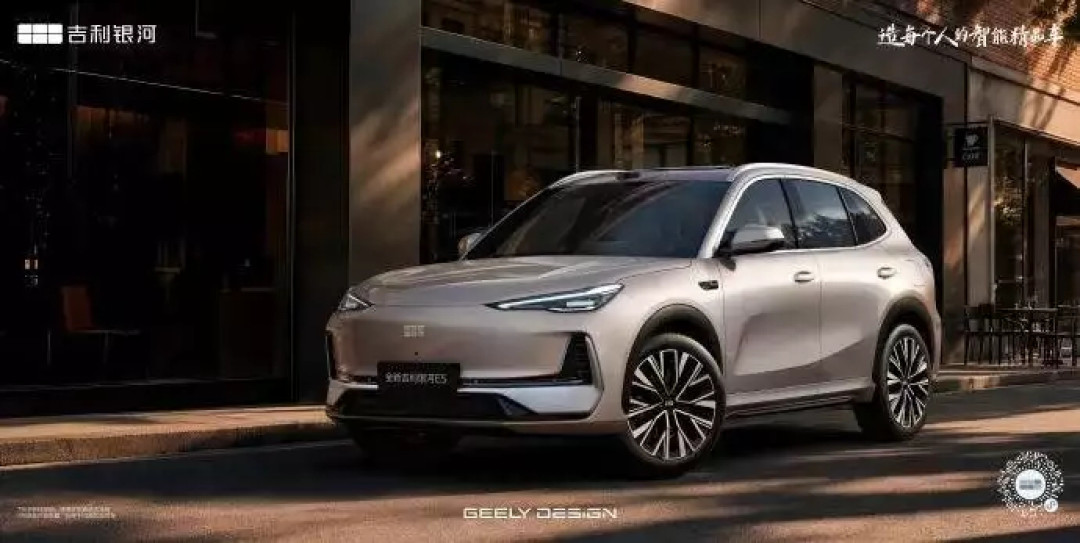 全新银河E5 9.78万起,最便宜那台其实是2024款老车:800V新车10.78万起,哪版对得上你家充电桩