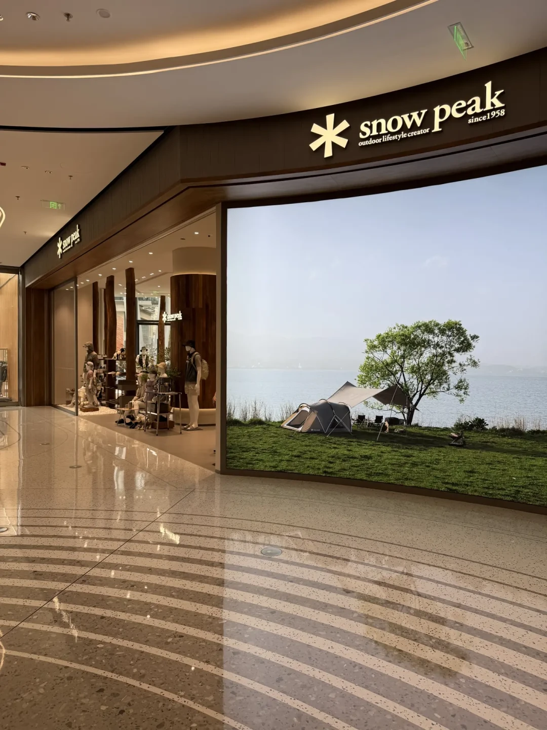 金高银接棒泰亨之后:买一件Snow Peak衣服,为什么要先搞清三个体系