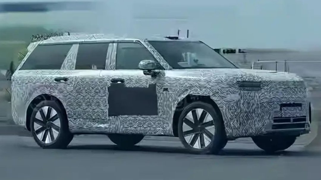 探险者换代要用长安增程器？CX810谍照时间线全拼齐：想等这台福特方盒子，先盯住三个信号