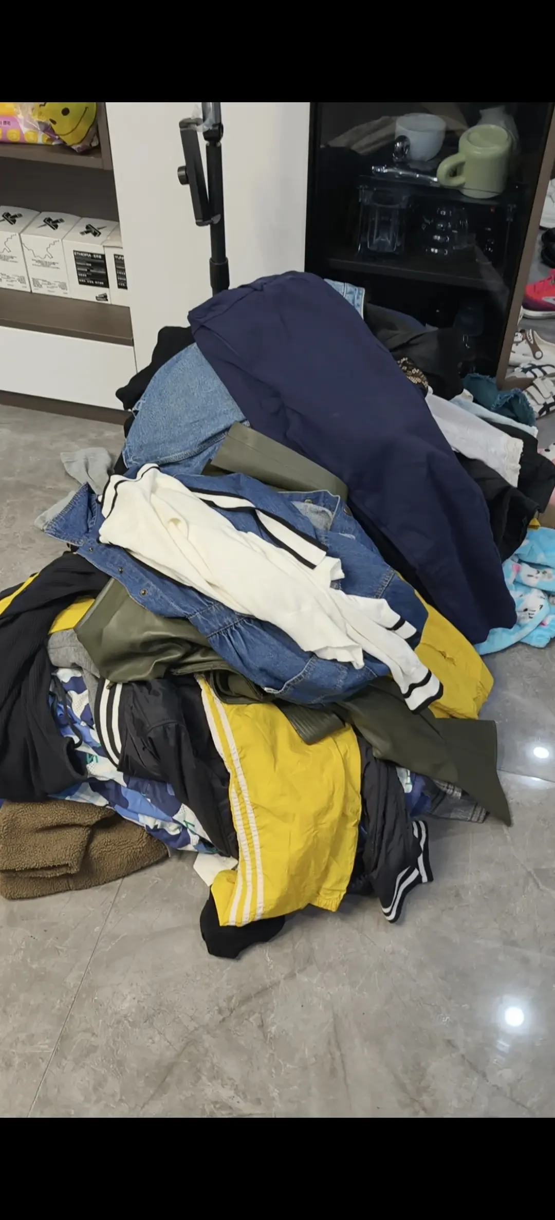 换季清出三袋旧衣服:改造一件