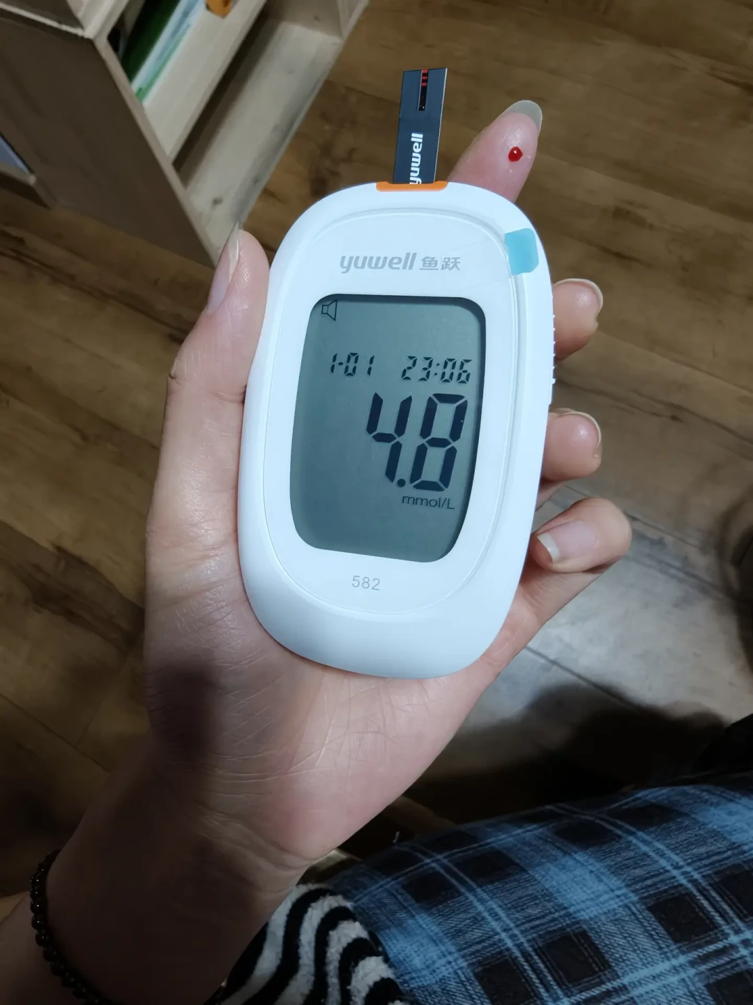 翻完全网“给爸妈买血糖仪”帖:决定三诺机器吃不吃灰的,不是准度,是声音、试纸、痛感这3个细节
