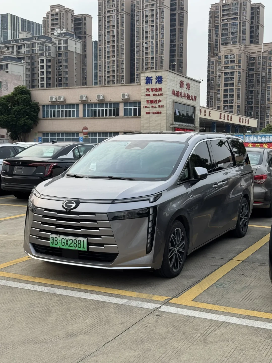 工信部定调出台汽车改装管理办法:MPV那纸改装合同签之前,先拆清群里的三种“放开”——一种是误读,一种是偷换,一种是话术