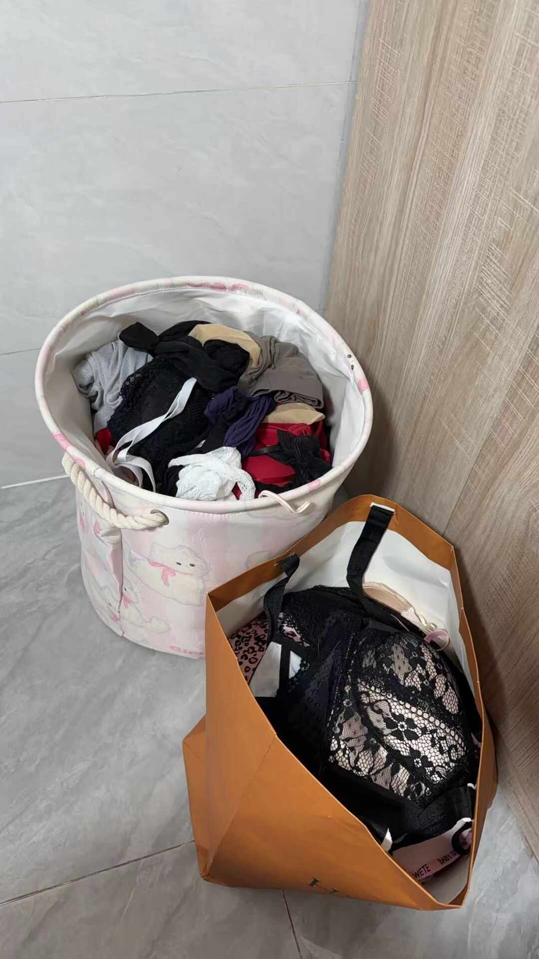 换季收纳盒先别急着下单:近2万人看了“别被收纳博主收割”,翻完评论区,真省钱的全是“邪修”
