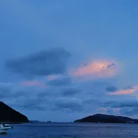 国庆海钓夜钓船票130到398：八城账单拆完，"全包"原来有四个数字