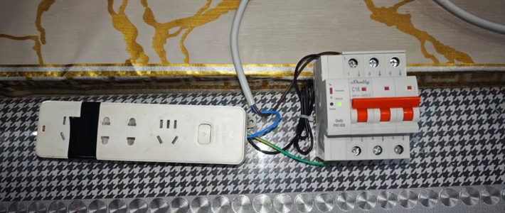 知乎九月连出三篇用电监测教程：HomeAssistant 接电量的四条路，哪条值钱、哪条费事、哪条危险